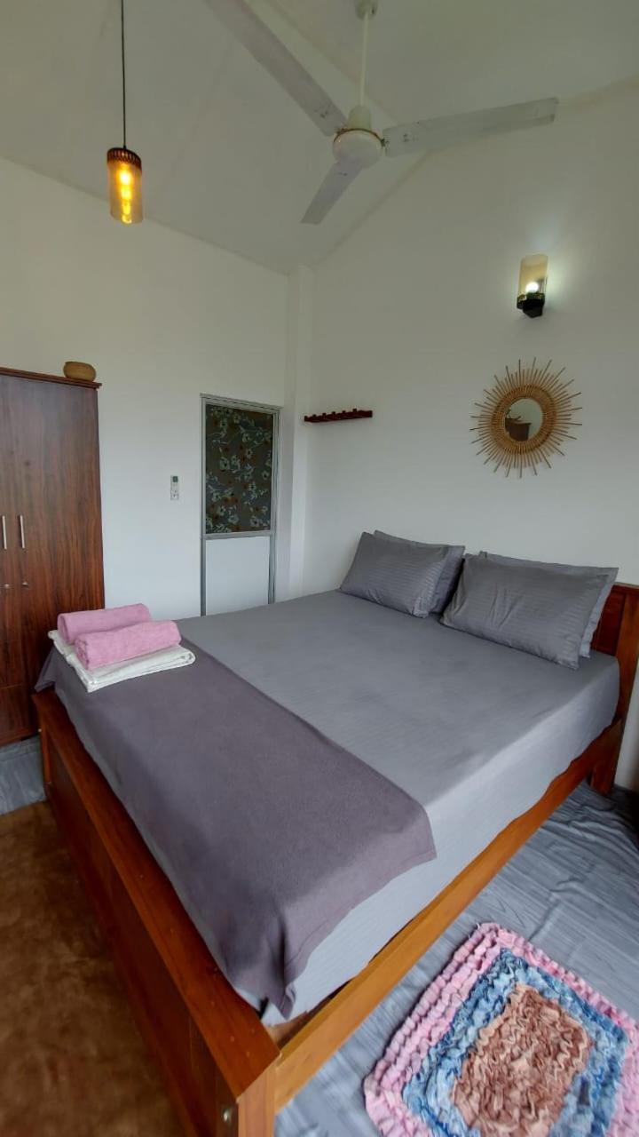 Jungle Beach Inn Унаватуна Екстер'єр фото
